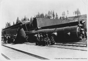 Photo of Columbian wreck in Cle Elum May 06, 1912 from Cascade Rail Foundation collections